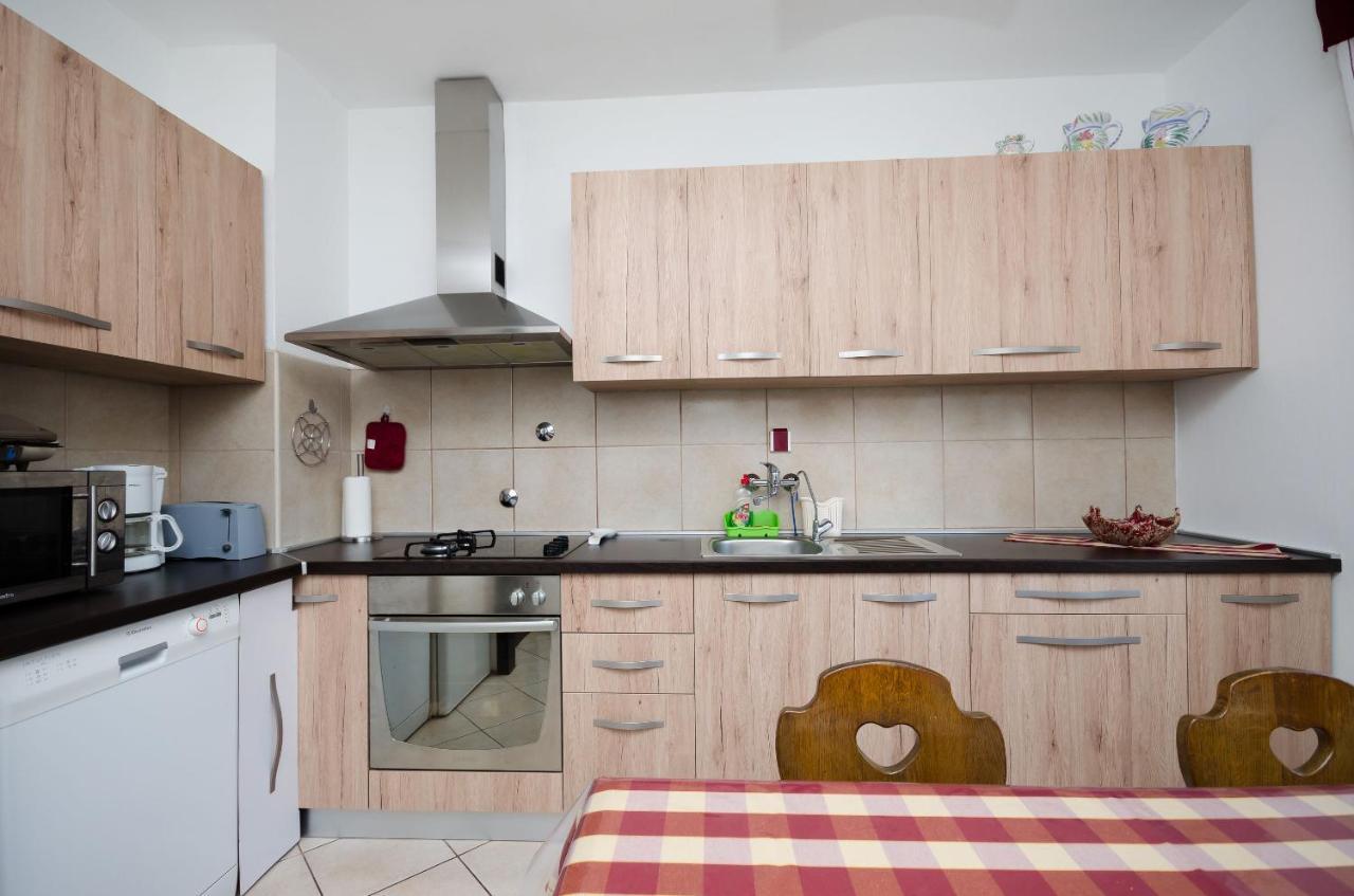 Apartment Bozena Пунат Екстериор снимка